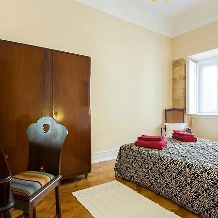 Plum Guide - Casa Da Vovo Lisbon